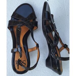 Sofft Andrea Patent Leather Strappy Kitten Wedge Slingback Black Sandal Sz. 8.5